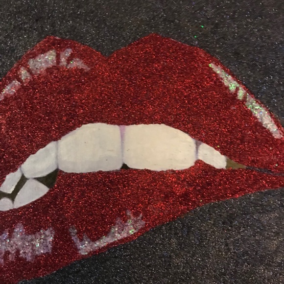 Handmade11x18 Glittered Pop Art Biting Lip - Picture 2 of 2